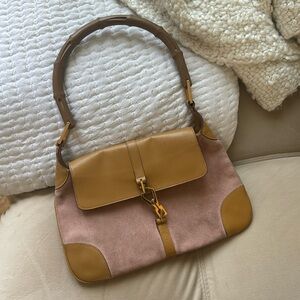 Pink Suede Gucci Bag with Camel Leather and Bamboo Handle 2000s Tom Ford 🌸